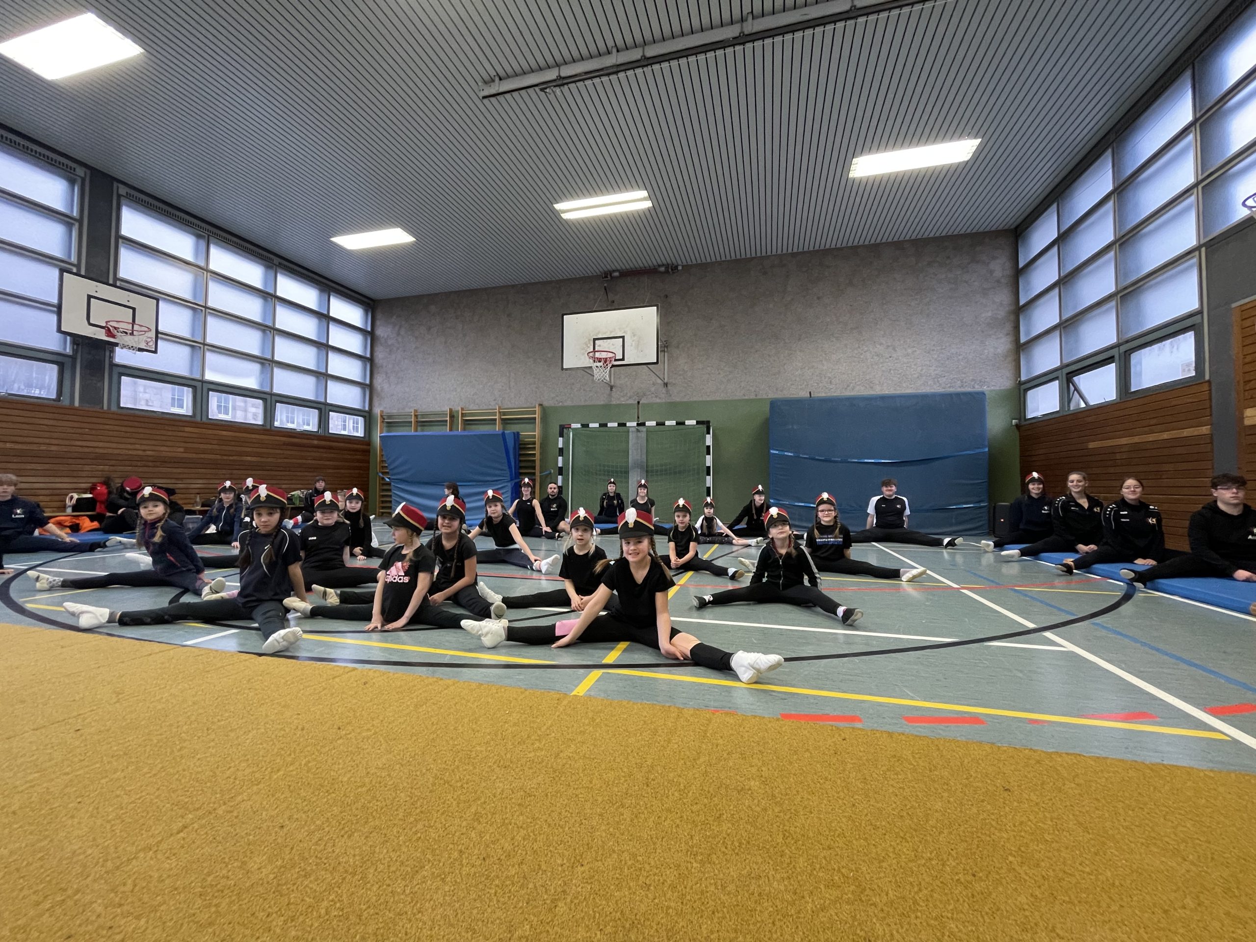 Mehr über den Artikel erfahren Trainingstage für die ersten Karnevals-Auftritte 2023